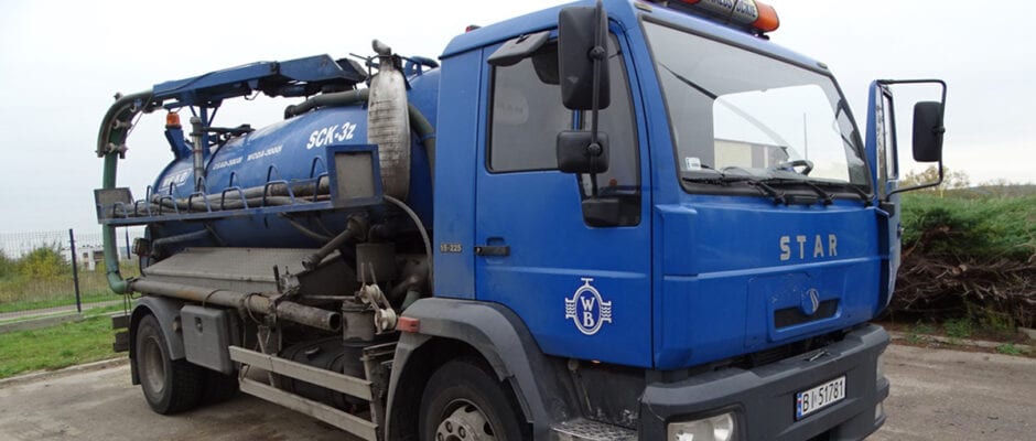 Przetarg ofertowy na sprzedaż 4 używanych pojazdów